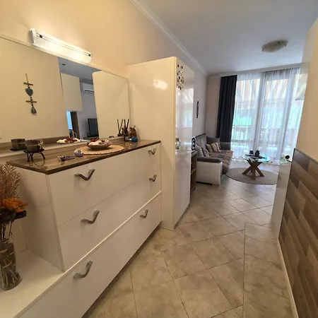 Apartment Stela In Santa Marina Sosopol